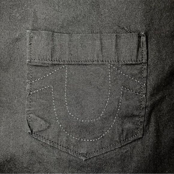 True Religion Tailored Long Sleeve Button Down in Dark Black Women’s S - Picture 2 of 6